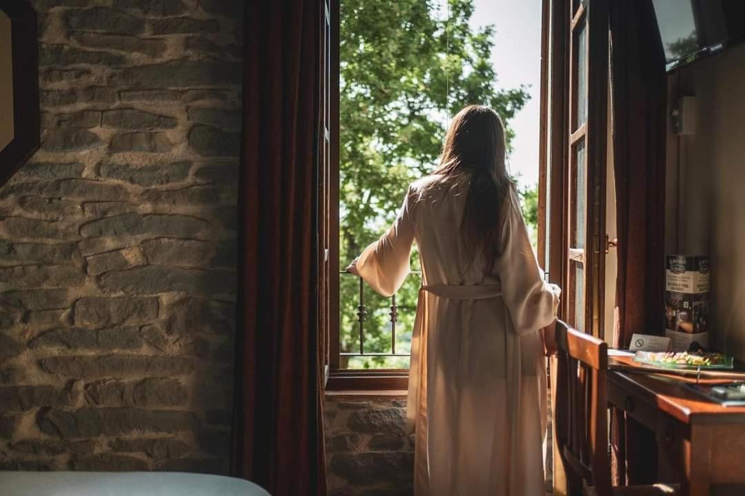 La Locanda Del Borgo Torrechiara Экстерьер фото