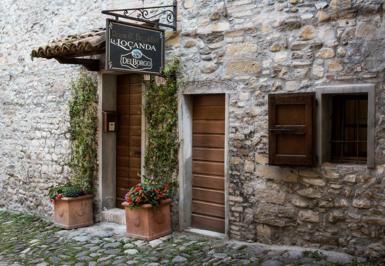 La Locanda Del Borgo Torrechiara Экстерьер фото